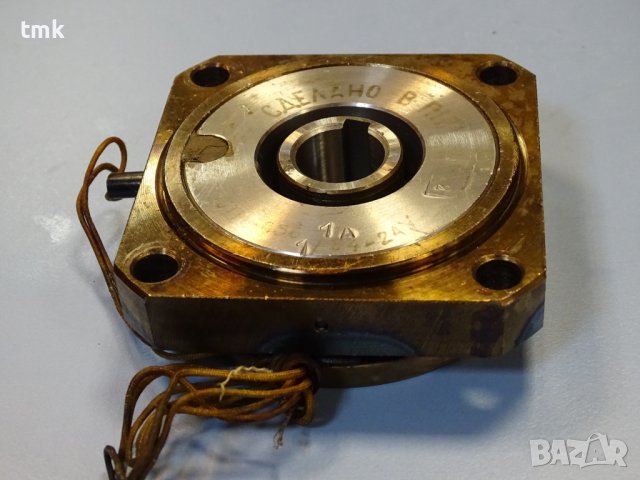 Електромагнитен съединител ETM 0.56 2A(1A) electromagnetic multi-plate clutch, снимка 2 - Резервни части за машини - 42889410