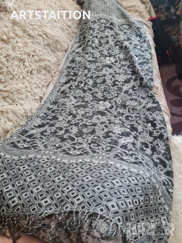 Голям кашмирен шал със сребърни ламени нишки, снимка 2 - Други - 33760937