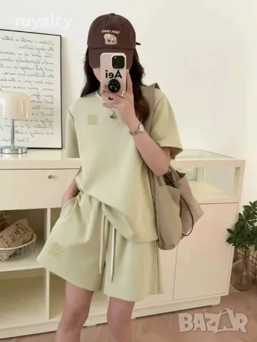 Miu Miu дамски комплекти Различни цветове , снимка 2 - Комплекти - 50005121