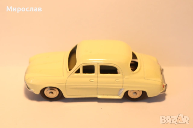 DINKY TOYS RENAULT DAUPHINE МОДЕЛ КОЛИЧКА, снимка 2 - Колекции - 53096741