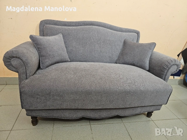 двуместен ретро диван , снимка 6 - Дивани и мека мебел - 53917279