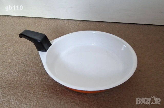 Кухненски съдове и прибори, около 1980 г.