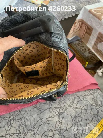 Раница Louis Vuitton, снимка 8 - Раници - 47649015