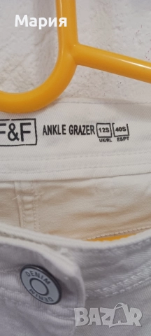 Дамски зимни бели дънки р-S, снимка 3 - Дънки - 51836360