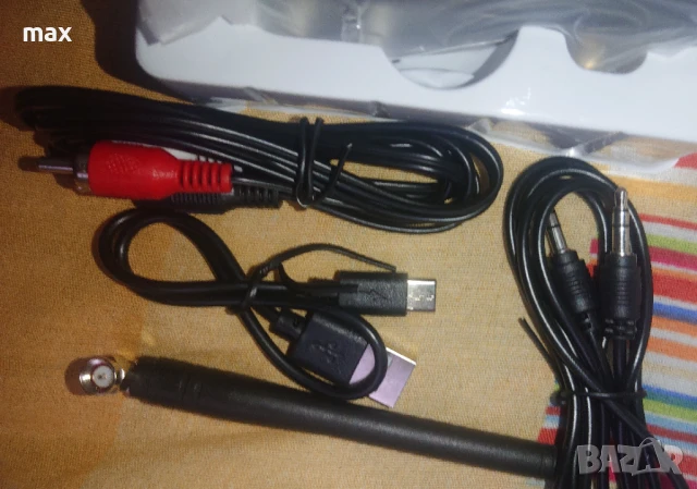 Интелигентен Bluetooth аудио адаптер с дистанционно,вградена батерия и опция микрофон за караоке., снимка 11 - Аудиосистеми - 50978380