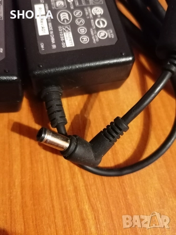 2бр. Зарядно лаптоп Acer 19v 3.42amp, снимка 4 - Кабели и адаптери - 52867570