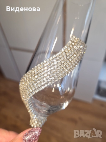 Продавам ръчно изработени чаши с кристали, снимка 2 - Сватбени аксесоари - 52723935