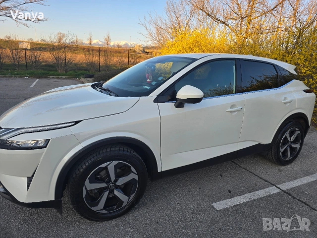 Nissan Qashqai , снимка 12 - Автомобили и джипове - 54031616