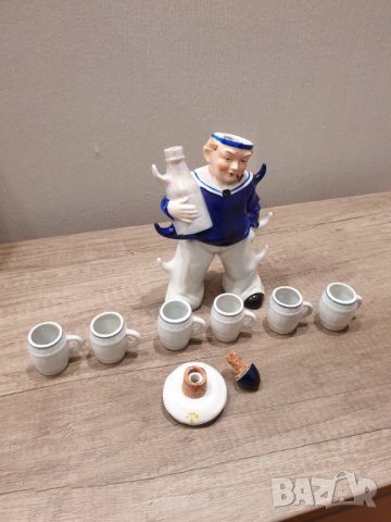 Стара немска порцеланова бутилка за алкохол с 6 броя чашки, снимка 3 - Антикварни и старинни предмети - 39556361