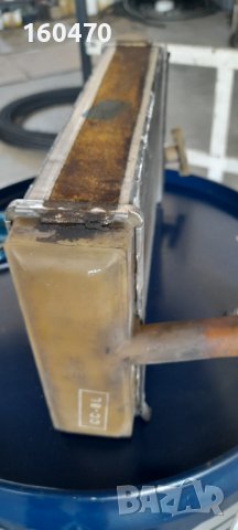 Радиатор  за парно  Mercedes    LP 407..508 .608.0 309., снимка 4 - Части - 40125122