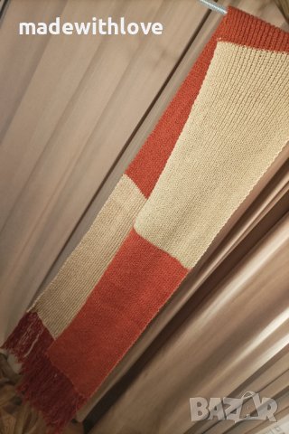 Огромен ръчно изплетен шал