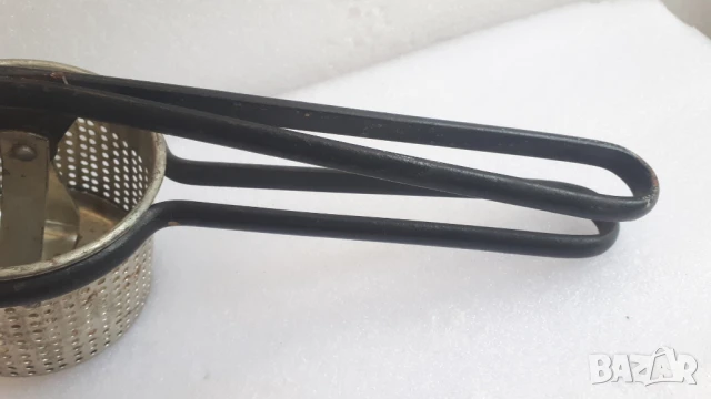 Ретро преса за картофи и други зеленчуци, снимка 4 - Прибори за хранене, готвене и сервиране - 51140974