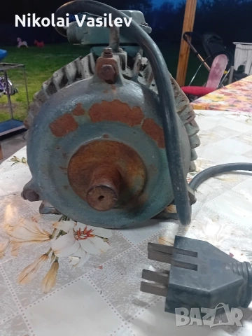 Трифазен Мотор , снимка 2 - Електродвигатели - 54175545