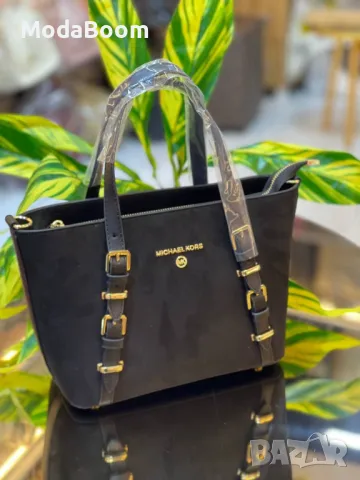 Michael Kors дамски чанти различни цветове , снимка 2 - Чанти - 48241515