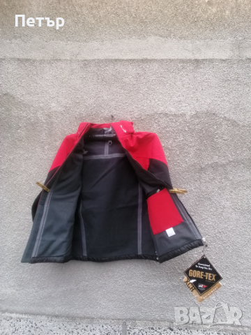 Продавам ново червено мъжко яке пролет - есен софт шел уиндстопър The North Face , снимка 11 - Якета - 44743502
