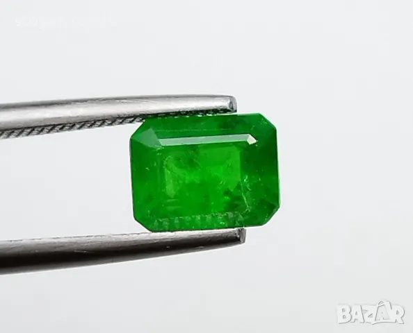 Цаворит гранат в искрящо зелен цвят 1.24кт.! Нов!, снимка 7 - Други - 50394599