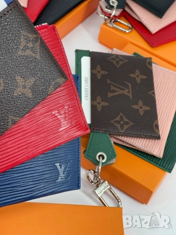 визитник от естествена кожа gucci louis vuitton , снимка 13 - Портфейли, портмонета - 51447652