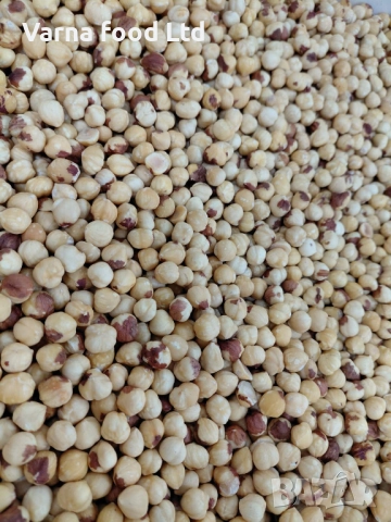 Лешници и лешникови продукти от български производител.