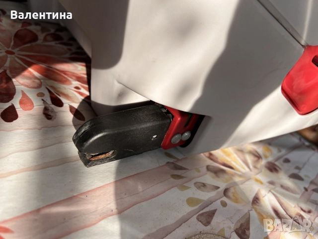 Продавам детско столче за кола Hauck Varioguard (ISOFIX) – Група 0+ / I (от 0 до 18 кг), снимка 3 - Столчета за кола и колело - 56165610
