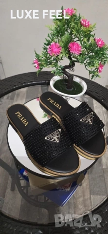 PRADA ✨Дамски Чехли , снимка 2 - Чехли - 54034016