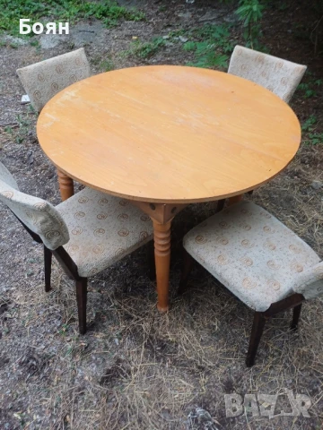 Кръгла кухненска маса с 4 стола , снимка 4 - Маси - 51044722