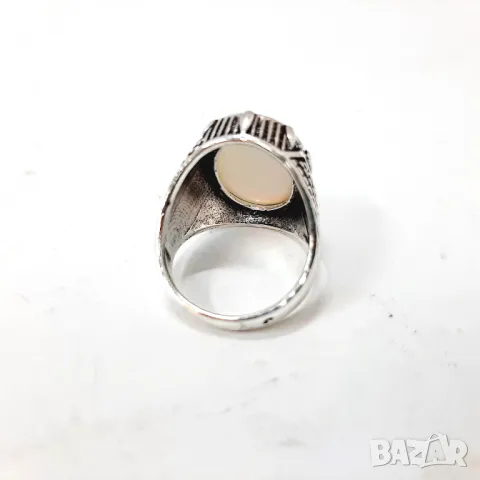 Пръстен с млечен опал, снимка 2 - Пръстени - 48689667