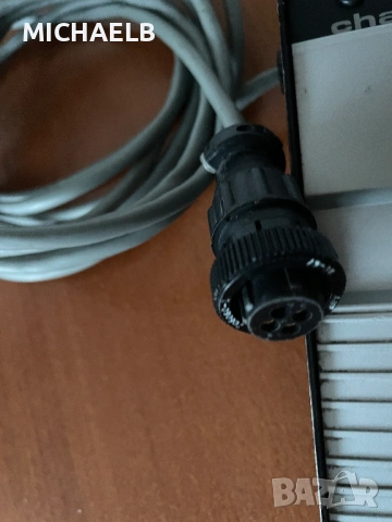 Продавам троен фуутсуич педал SUNN, снимка 3 - Други - 53964357