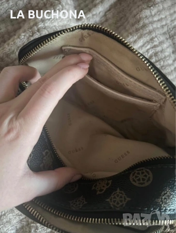Чанта Guess, снимка 5 - Чанти - 54067522