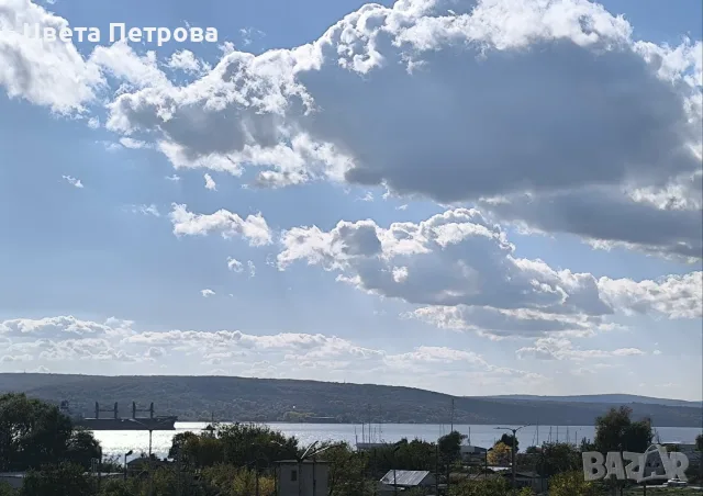 Апартамент 2+1 ,южен, с тераса, гледка, свободно паркиране, на изключително комуникативно