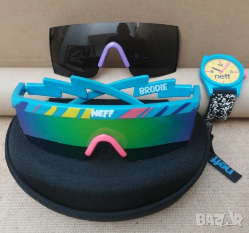 Neff Brodie супер фънки слънчеви очила три плаки и часовник Neff Daily, снимка 6 - Слънчеви и диоптрични очила - 51132558