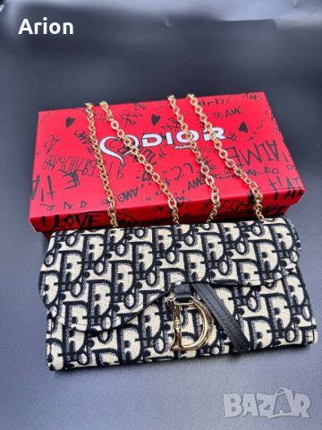 Чанта за телефон Dior , снимка 1 - Чанти - 42854886