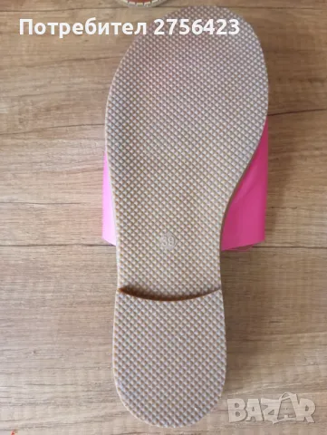 Дамски чехли, снимка 2 - Чехли - 50387793