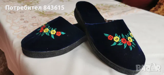 Чехлички, пантофи от синьо кадифе , снимка 2 - Пантофи - 48879221