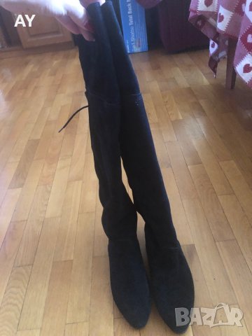 Дамски ботуши естествен велур Tamaris