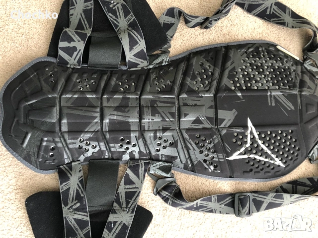 Протектор за гръб за ски и сноуборд Atomic, снимка 7 - Зимни спортове - 53343725