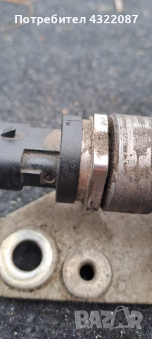 Горивна рейка с датчик от Опел Мерива Opel Meriva CDTI 1.3 95 к. с, снимка 2 - Части - 53051154