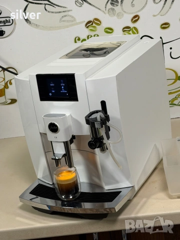 Кафемашина кафе автомат Jura E8 piano white с гаранция, снимка 4 - Кафемашини - 54156391