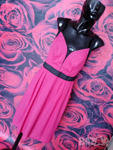 Цикламено розова лятна рокля до коляното с гол преплетен гръб Л, снимка 1 - Рокли - 36558586