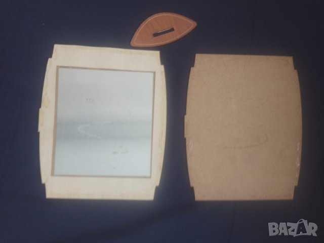 Продавам плакет на Б.Т.Р. - дърво и  метал, снимка 3 - Други ценни предмети - 29613323