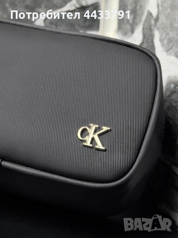Calvin Klein чанта тип несесер , снимка 2 - Чанти - 52830816