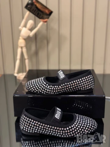 летни обувки miu miu с камъни , снимка 3 - Дамски ежедневни обувки - 50653446