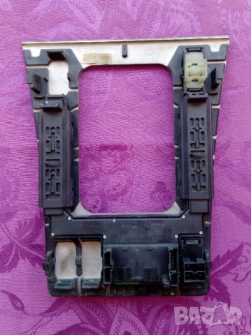 панел с бутони Mercedes E-class W210, снимка 2 - Части - 36988183