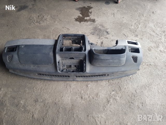 Арматурно табло и волан с аербеците, снимка 2 - Части - 40848454