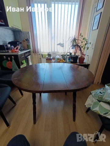 Трапезна маса и 4 бр трапезни столове ! , снимка 4 - Столове - 54093646