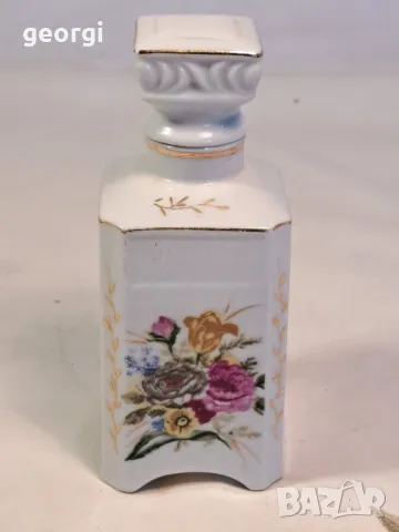 порцеланова бутилка с цветя 25/3