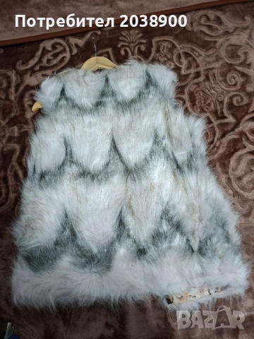 Пухен Елек, снимка 5 - Елеци - 52668982