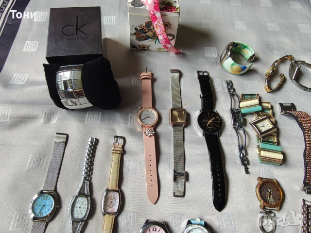 Дамски и мъжки часовници , снимка 2 - Дамски - 54284761