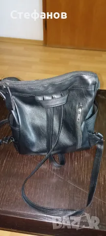 Дамска кожена раница -чанта