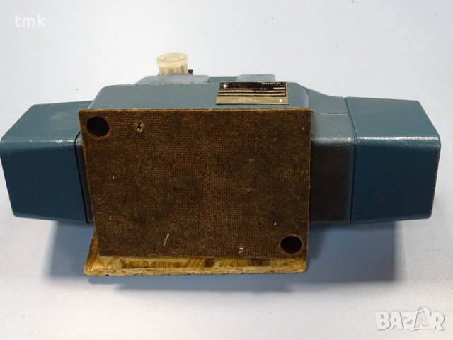 Хидравличен разпределител Bosch 0810 010 952, 0810 091 404 96VDC directional control valve, снимка 7 - Резервни части за машини - 37836095