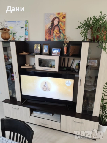 Продавам секция